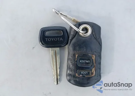 2002 Toyota Echo z USA, uszkodzony, nr VIN JTDBT123920214288